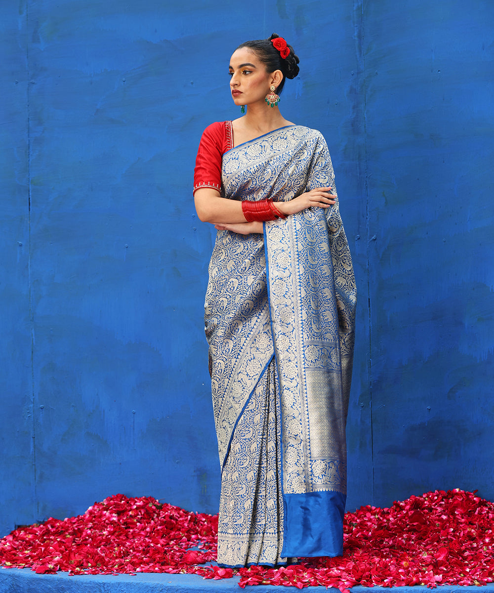 Blue_Handloom_Pure_Katan_Silk_Shikargah_Banarasi_Saree_With_All_Over_Zari_WeaverStory_02