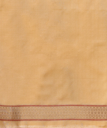 Handloom_Golden_Tissue_Silk_Tanchoi_Banarasi_Saree_With_Antique_Zari_WeaverStory_05