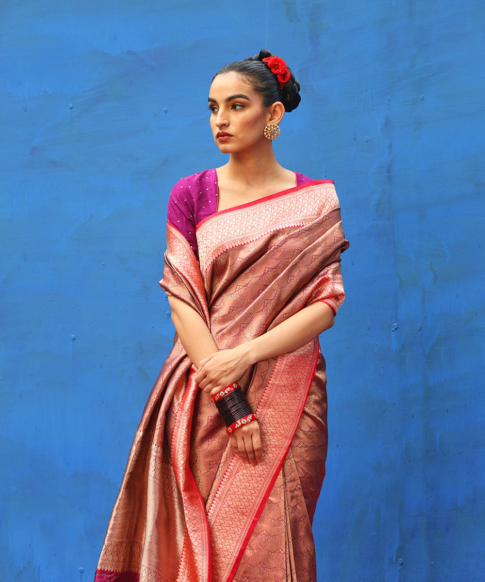 Wine_Handloom_Pure_Katan_Silk_Zari_Tanchoi_Banarasi_Saree_With_Pink_Border_WeaverStory_01