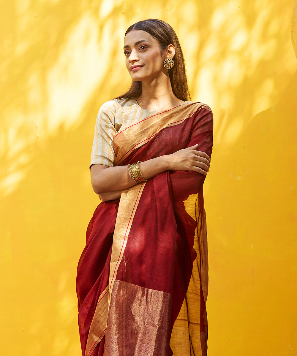 Maroon_Handloom_Pure_Cotton_Silk_Chanderi_Handloom_Saree_WeaverStory_01