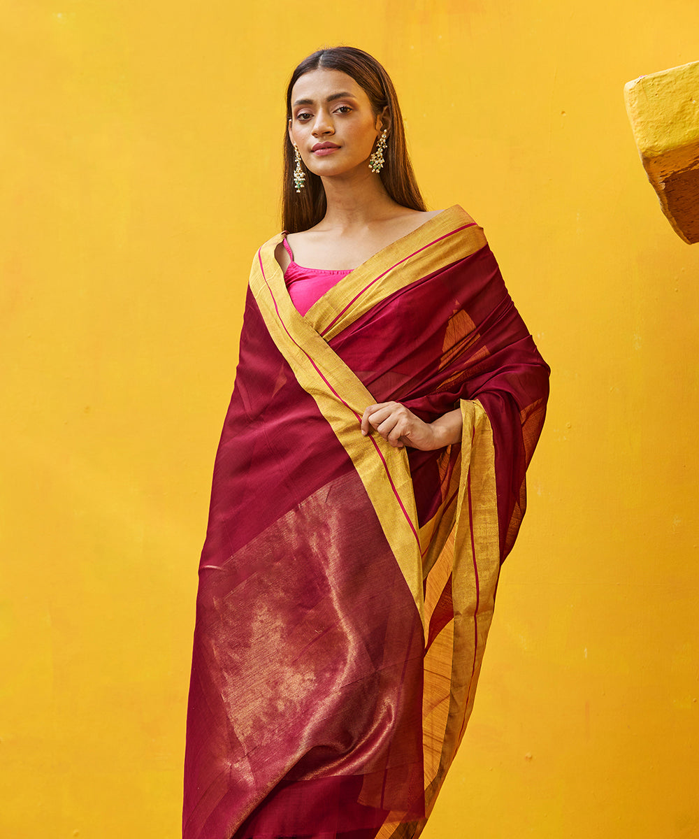 Maroon_Cotton_Silk_Pure_Chanderi_Handloom_Saree_With_Gold_Zari_Border_WeaverStory_01