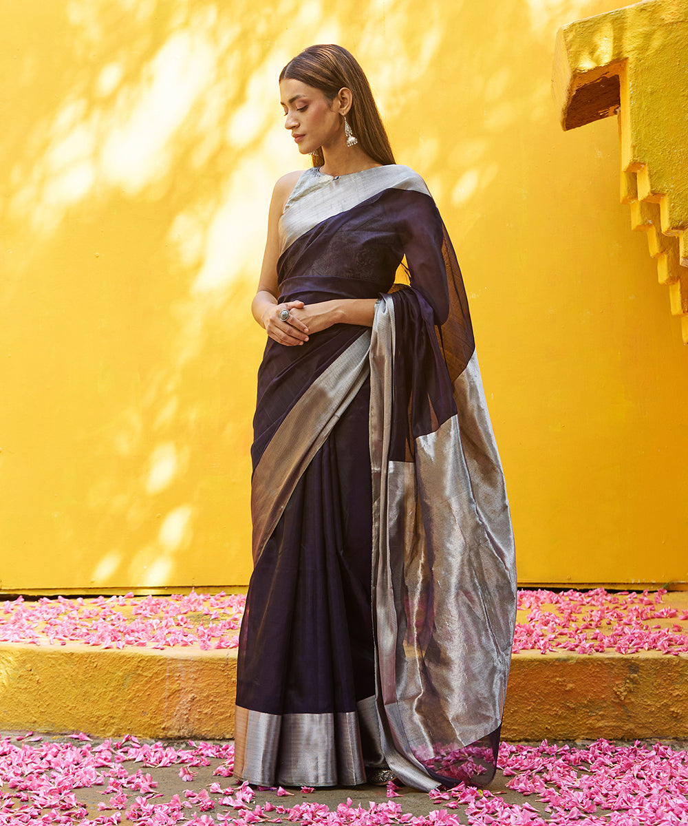 Handloom_Ink_Blue_Pure_Silk_Chanderi_Saree_With_Gold_And_Silver_Border_WeaverStory_02