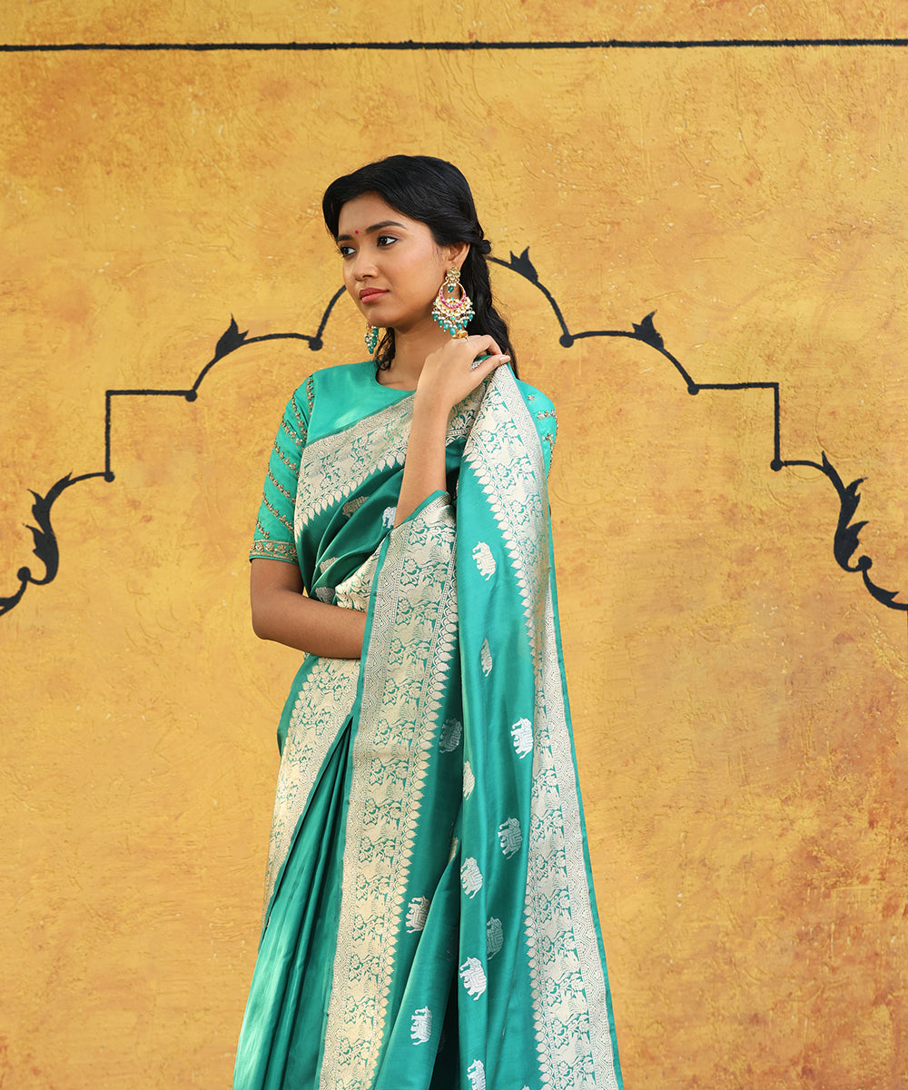 Teal_Handloom_Pure_Katan_Silk_Banarasi_Saree_With_Elephant_Booti_WeaverStory_01