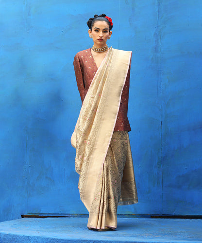 Grey_And_Gold_Handloom_Kimkhab_Banarasi_Saree_With_Pink_Meenakari_WeaverStory_02