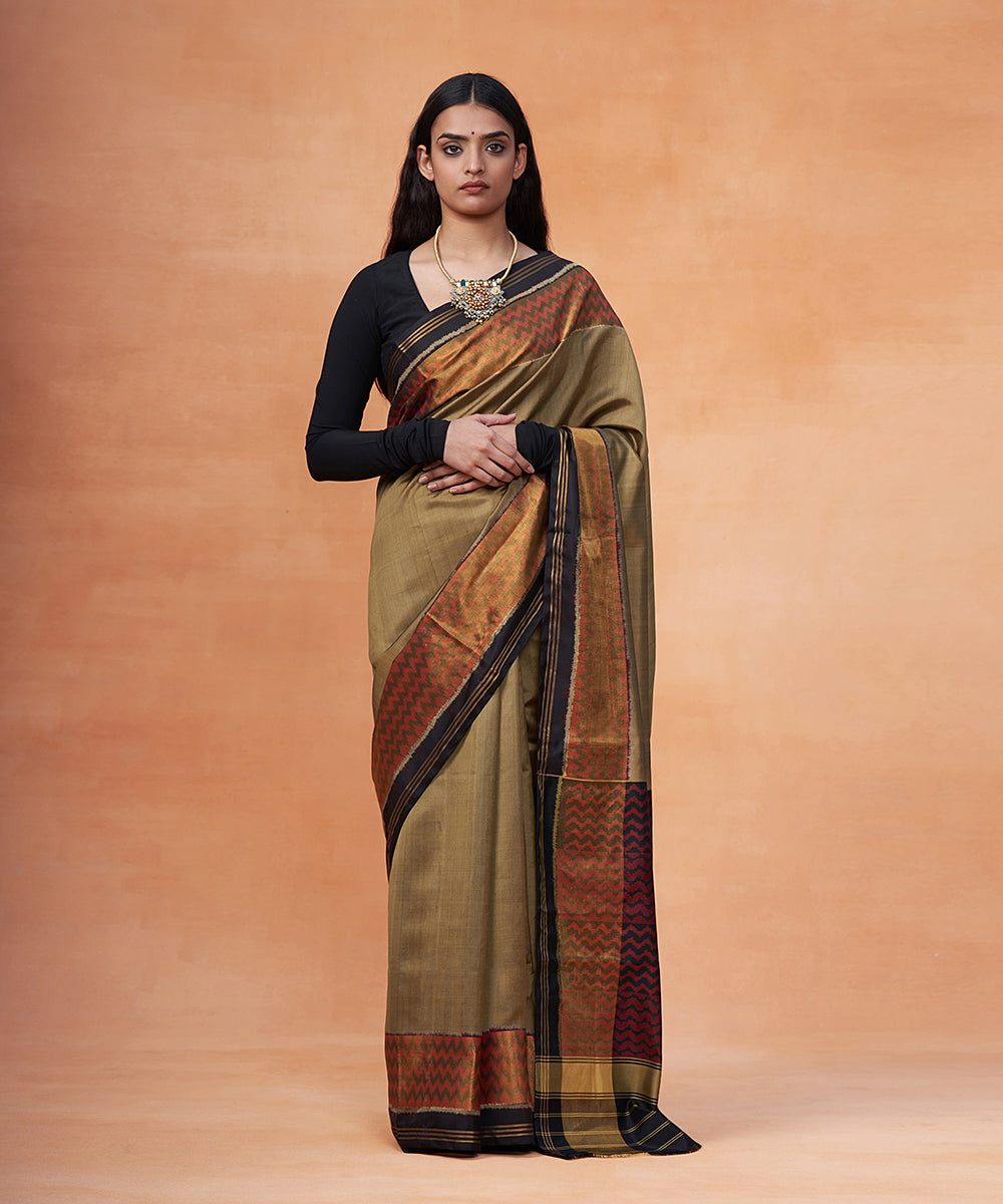 Handloom_Toosh_Color_Pure_Mulberry_Silk_Ikat_Patola_Saree_With_Tissue_Border_WeaverStory_02
