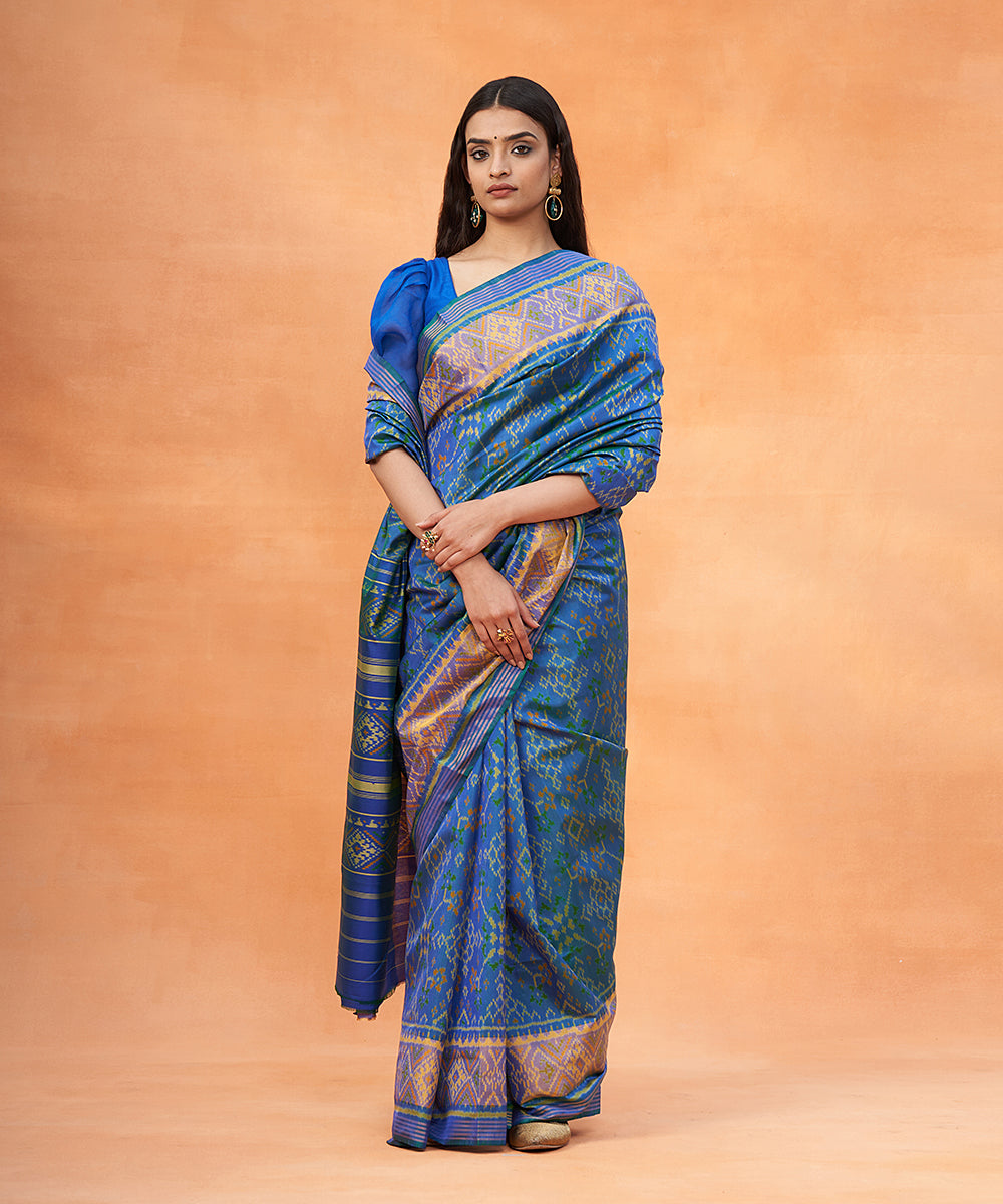 Peacock_Blue_Dual_Tone_Handloom_Pure_Mulberry_Silk_Ikat_Patola_Saree_With_Tissue_Border_WeaverStory_02
