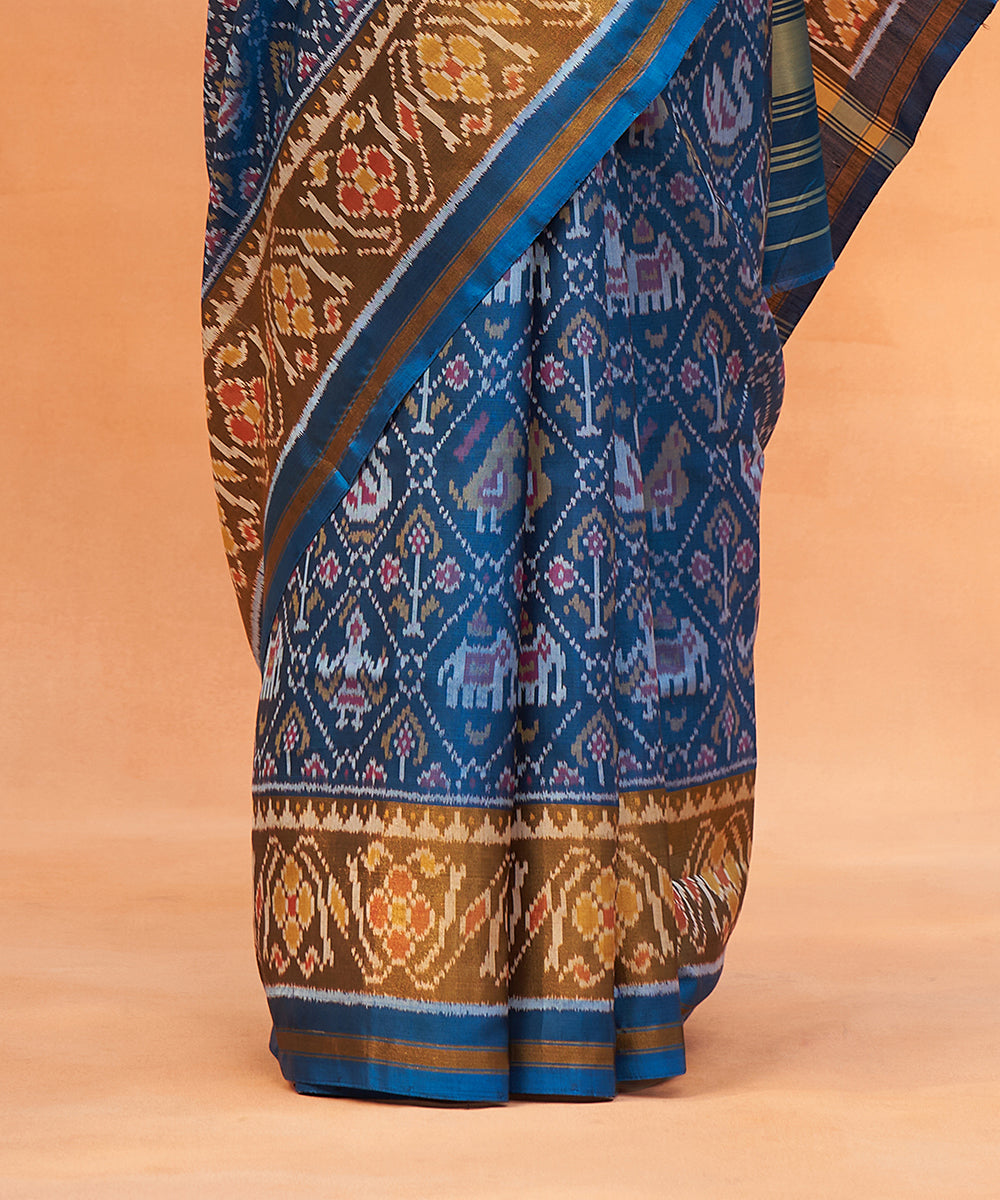Teal_Blue_Handloom_Pure_Mulberry_Silk_Ikat_Patola_Saree_With_Tissue_Border_WeaverStory_04