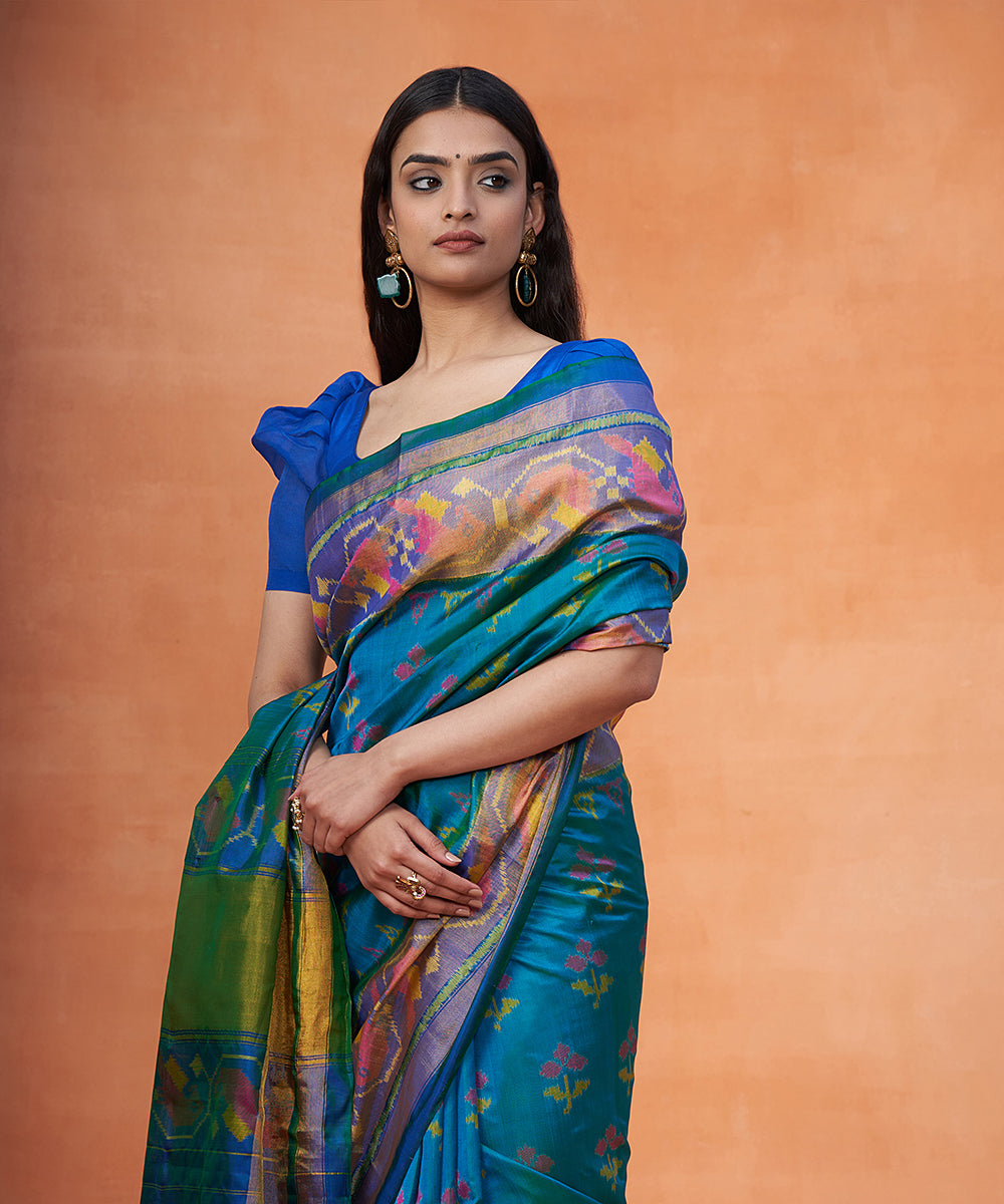 Handloom_Peacock_Blue_Dual_Tone_Pure_Mulberry_Silk_Ikat_Patola_Saree_With_Tissue_Border_WeaverStory_01