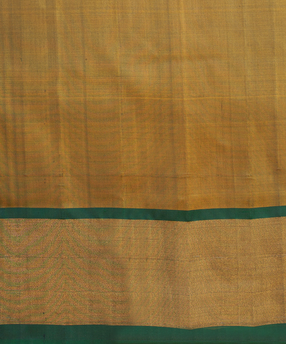 Handloom_Yellow_And_Green_Pure_Mulberry_Silk_Ikat_Patola_Saree_With_Zari_Border_WeaverStory_05