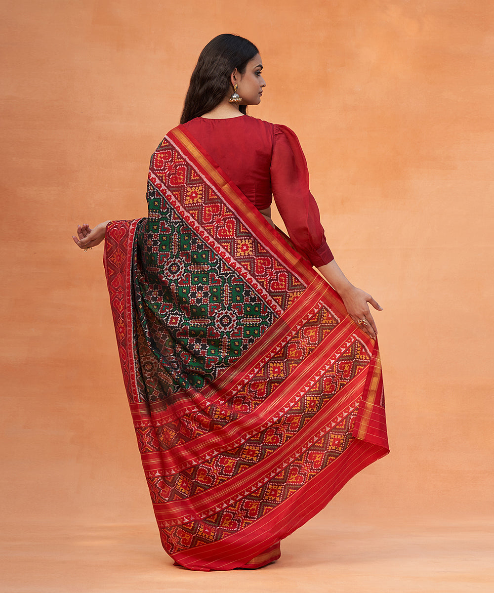 Red_And_Green_Handloom_Pure_Mulberry_Silk_Ikat_Patola_Saree_WeaverStory_03