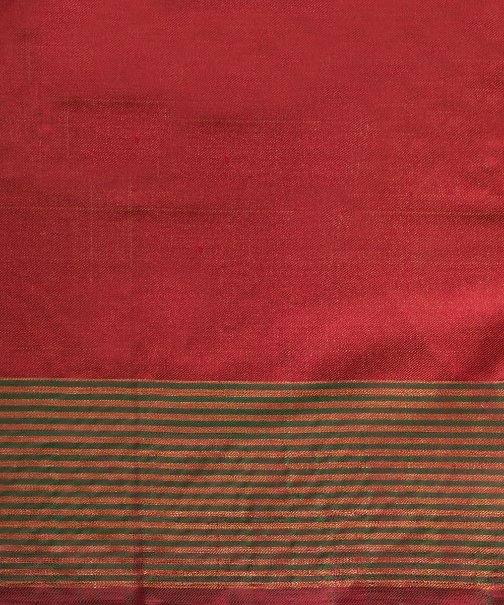 Bottle_Green_And_White_Pure_Mulberry_Silk_Ikat_Patola_Saree_With_Red_Border_WeaverStory_05