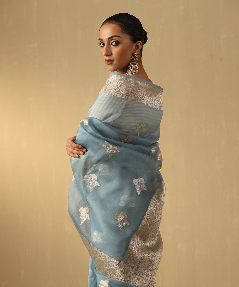 Light_Blue_Handloom_Pure_Kora_Silk_Banarasi_Saree_With_Sona_Rupa_Booti_And_Floral_Border_WeaverStory_01