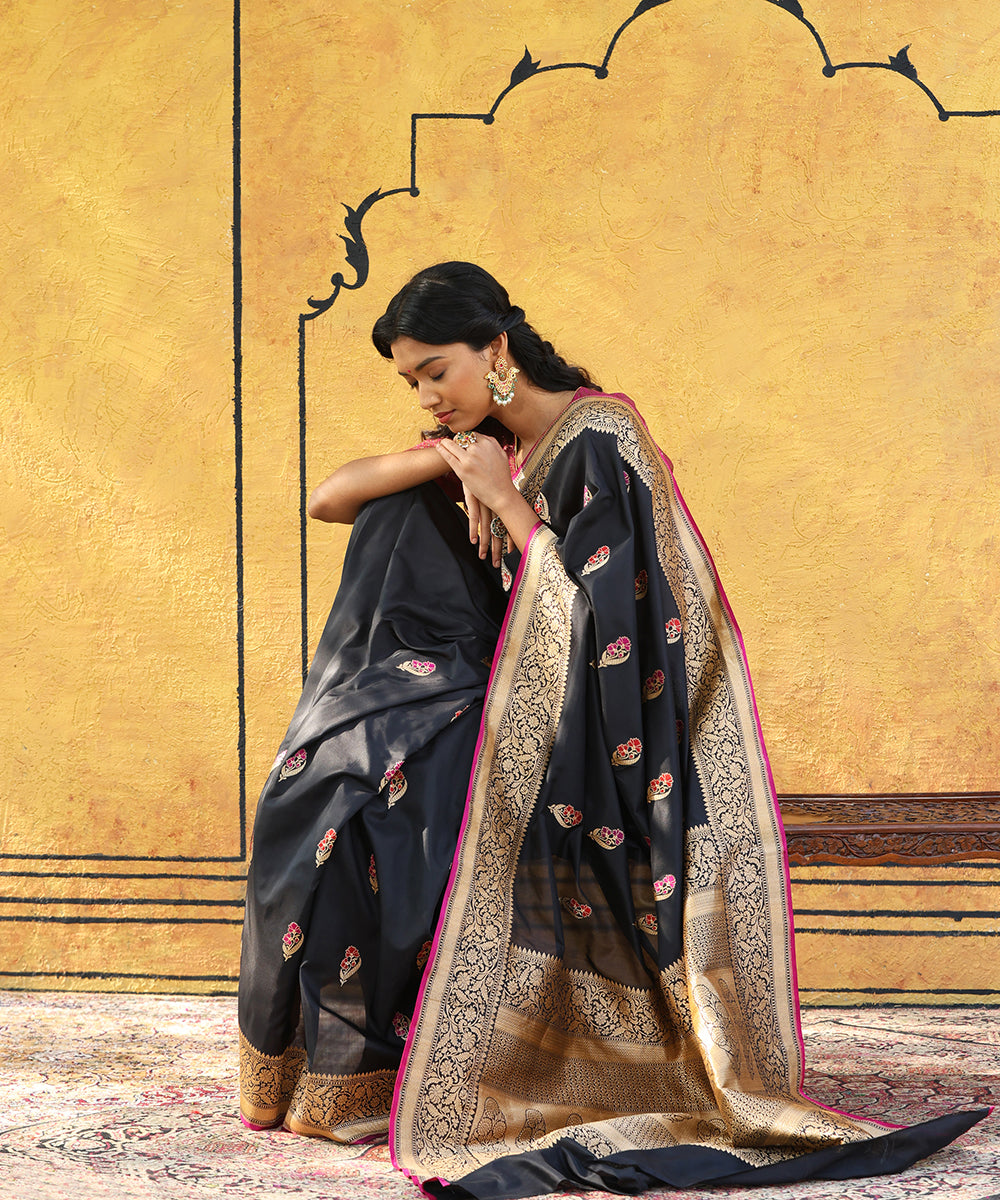 Handloom_Black_Pure_Katan_Silk_Banarasi_Saree_With_Meenakari_Boota_WeaverStory_01