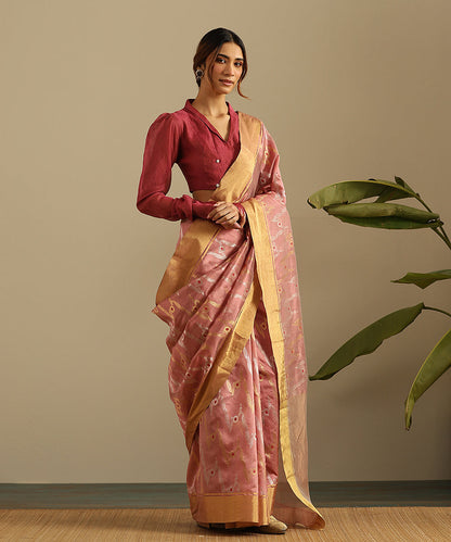 Handloom_Rose_Pink_Pure_Chanderi_Silk_Saree_With_Floral_Jaal_In_Gold_And_Silver_Zari_WeaverStory_02