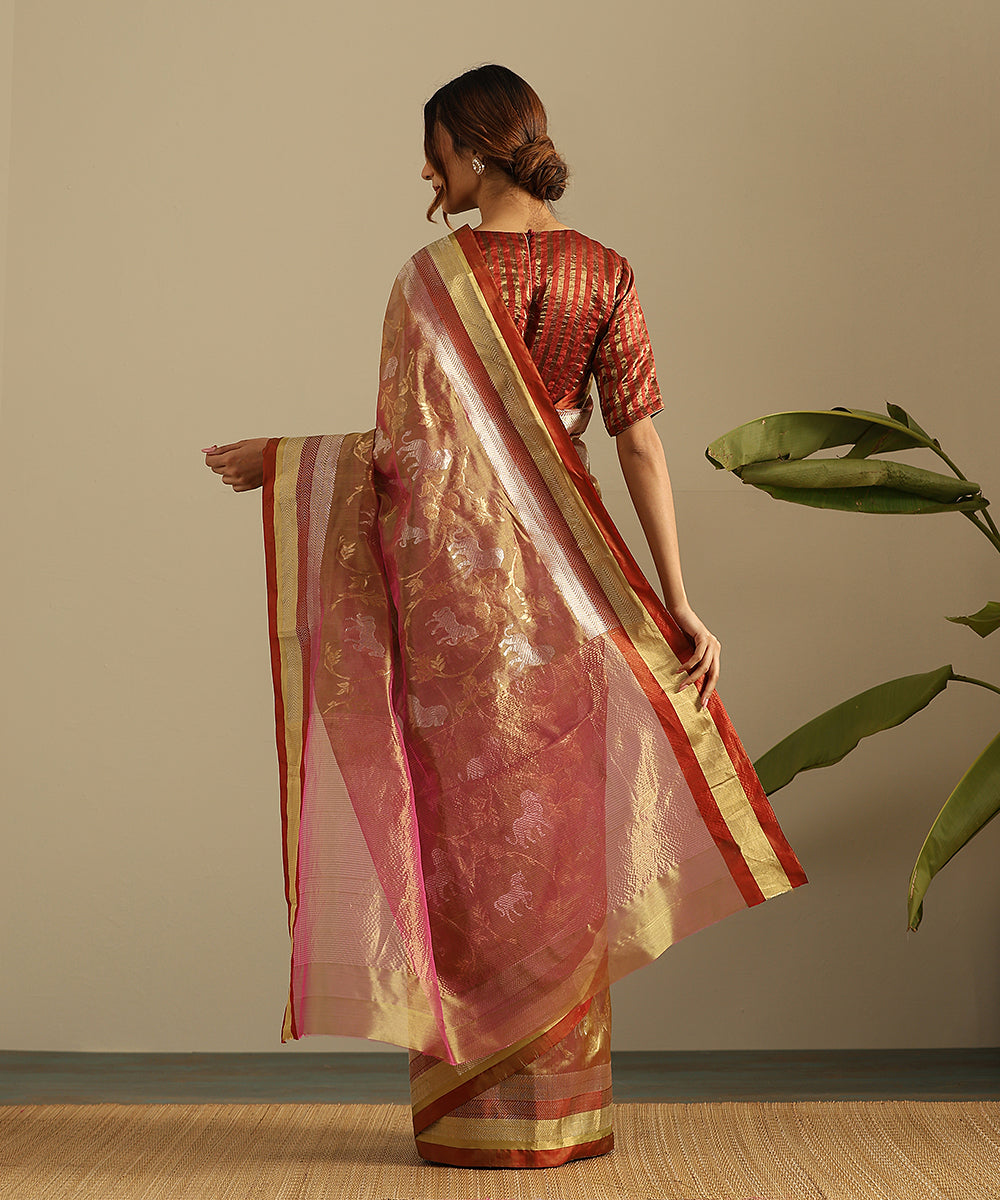 Green_And_Maroon_Dual_Tone_Pure_Chanderi_Silk_Saree_With_Lion_Motifs_WeaverStory_03