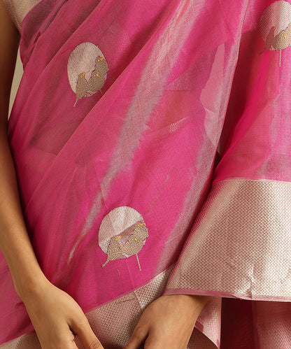 Pink_Handloom_Pure_Tissue_Chanderi_Saree_With_Bird_Motifs_And_Zari_Border_WeaverStory_04
