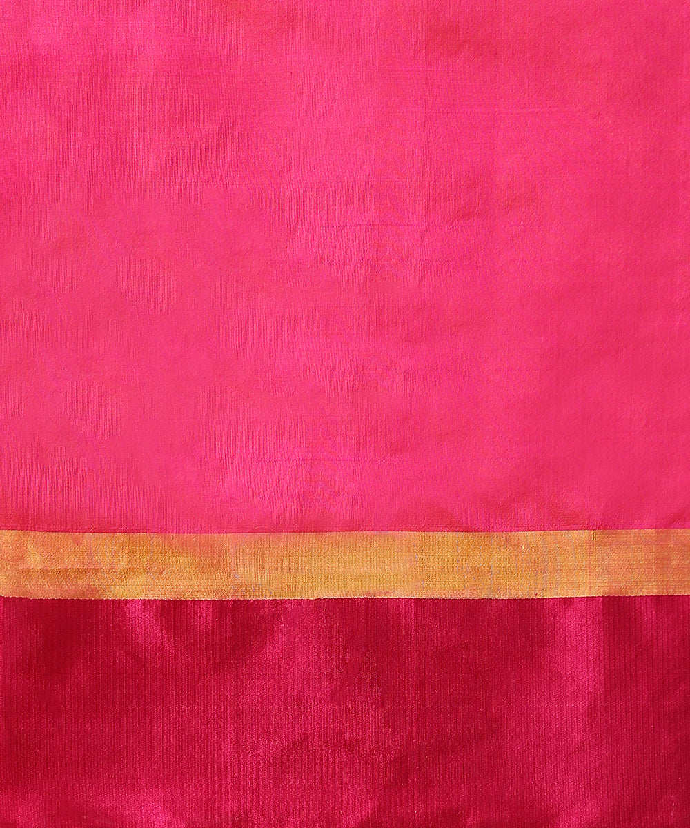 Pink_Dual_Tone_Handloom_Pure_Chanderi_Silk_Saree_With_Floral_Motifs_And_Mashroo_Border_WeaverStory_06