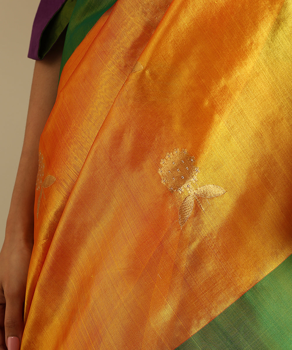 Orange_Handloom_Pure_Silk_Chanderi_Saree_With_Marigold_Boota_And_Green_Border_WeaverStory_04