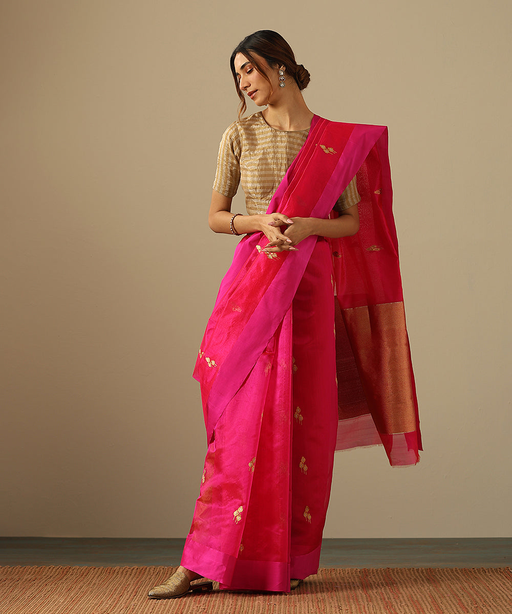Handloom_Pink_Pure_Silk_Chanderi_Saree_With_Floral_Buds_And_Pink_Border_WeaverStory_02