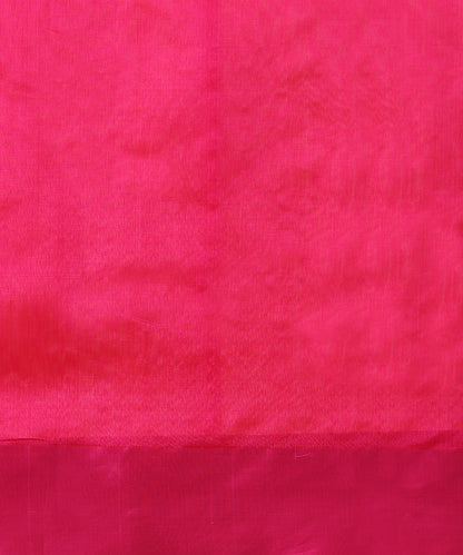 Handloom_Pink_Pure_Silk_Chanderi_Saree_With_Floral_Buds_And_Pink_Border_WeaverStory_06