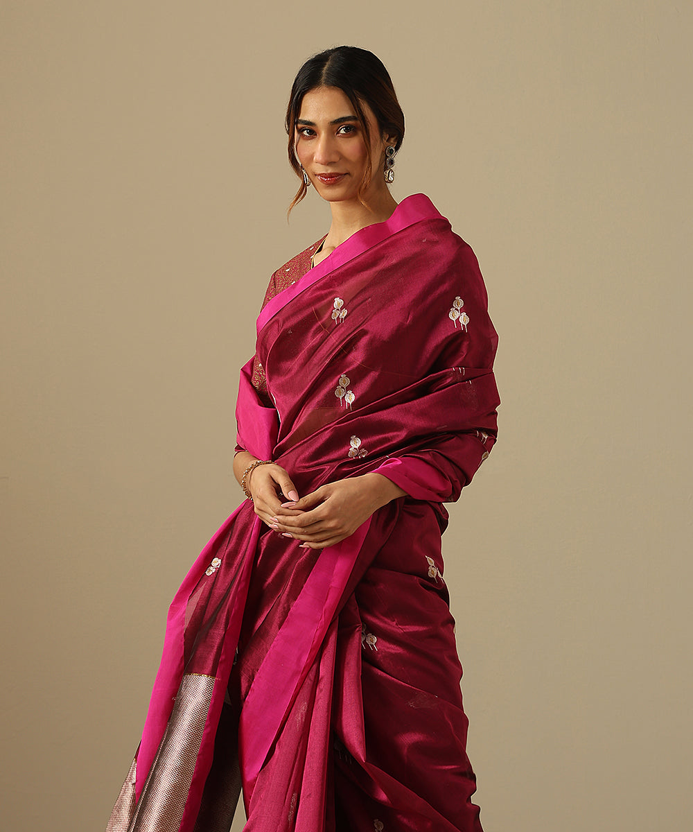 Handloom_Wine_Pure_Silk_Chanderi_Saree_With_Floral_Buds_And_Pink_Border_WeaverStory_01