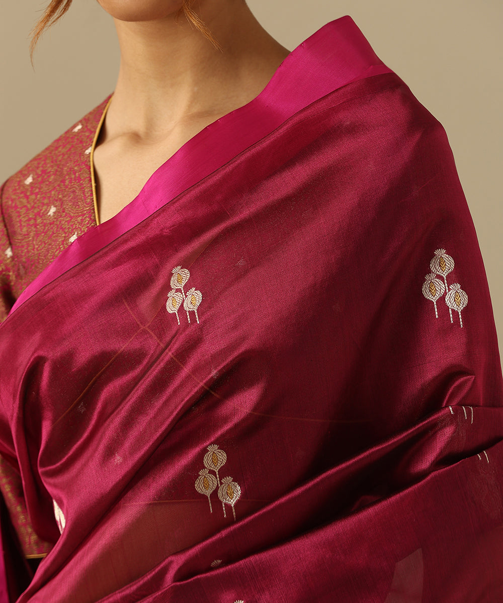 Handloom_Wine_Pure_Silk_Chanderi_Saree_With_Floral_Buds_And_Pink_Border_WeaverStory_04