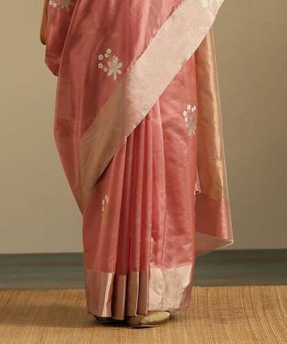 Rose_Pink_Handloom_Pure_Silk_Chanderi_Saree_With_Grey_Flowers_And_Gold_And_Silver_Zari_Border_WeaverStory_05