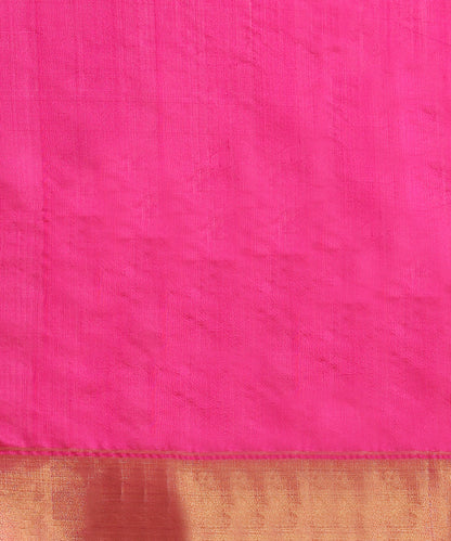 Handloom_Pink_Pure_Silk_Chanderi_Saree_With_Floral_Motif_And_Gold_Zari_Border_WeaverStory_06