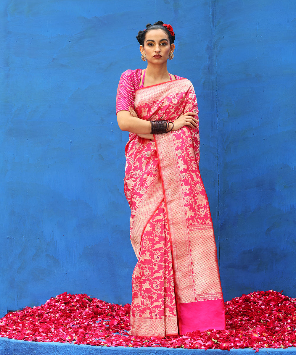 Hot_Pink_Pure_Katan_Silk_Kimkhab_Banarasi_Saree_With_Zari_WeaverStory_02
