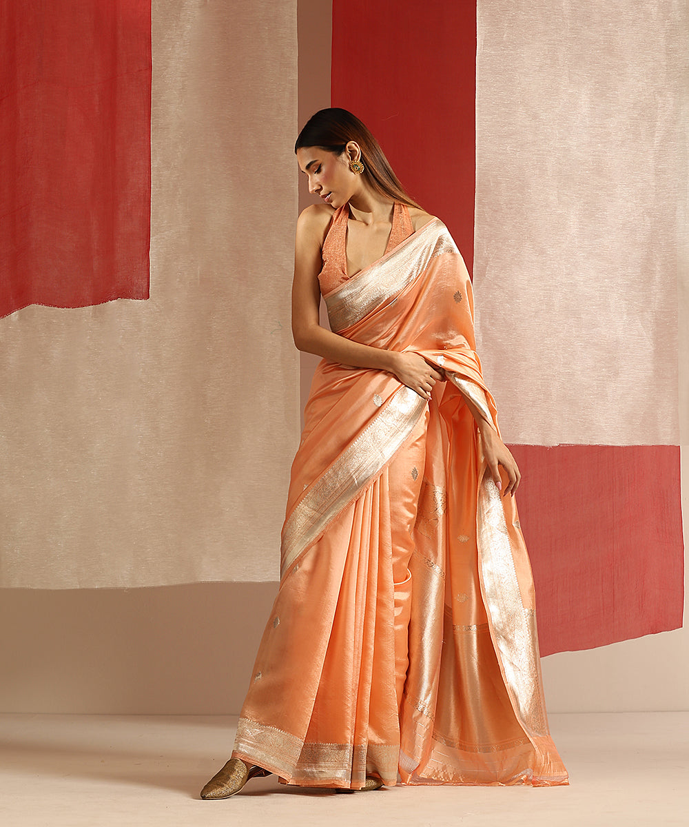 Peach_Handloom_Pure_Katan_Silk_Banarasi_Saree_With_Silver_Zari_Kadhwa_Booti_WeaverStory_02