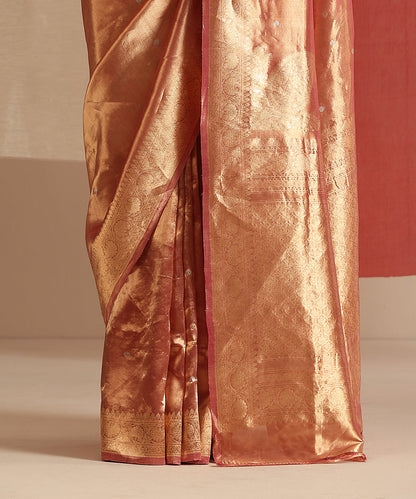 Pink_And_Gold_Handloom_Pure_Tissue_Silk_Banarasi_Saree_With_Kadhwa_Boota_WeaverStory_04