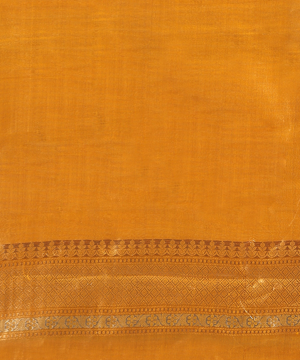 Handloom_Mustard_And_Gold_Pure_Tissue_Silk_Banarasi_Saree_With_Kadhwa_Boota_WeaverStory_05