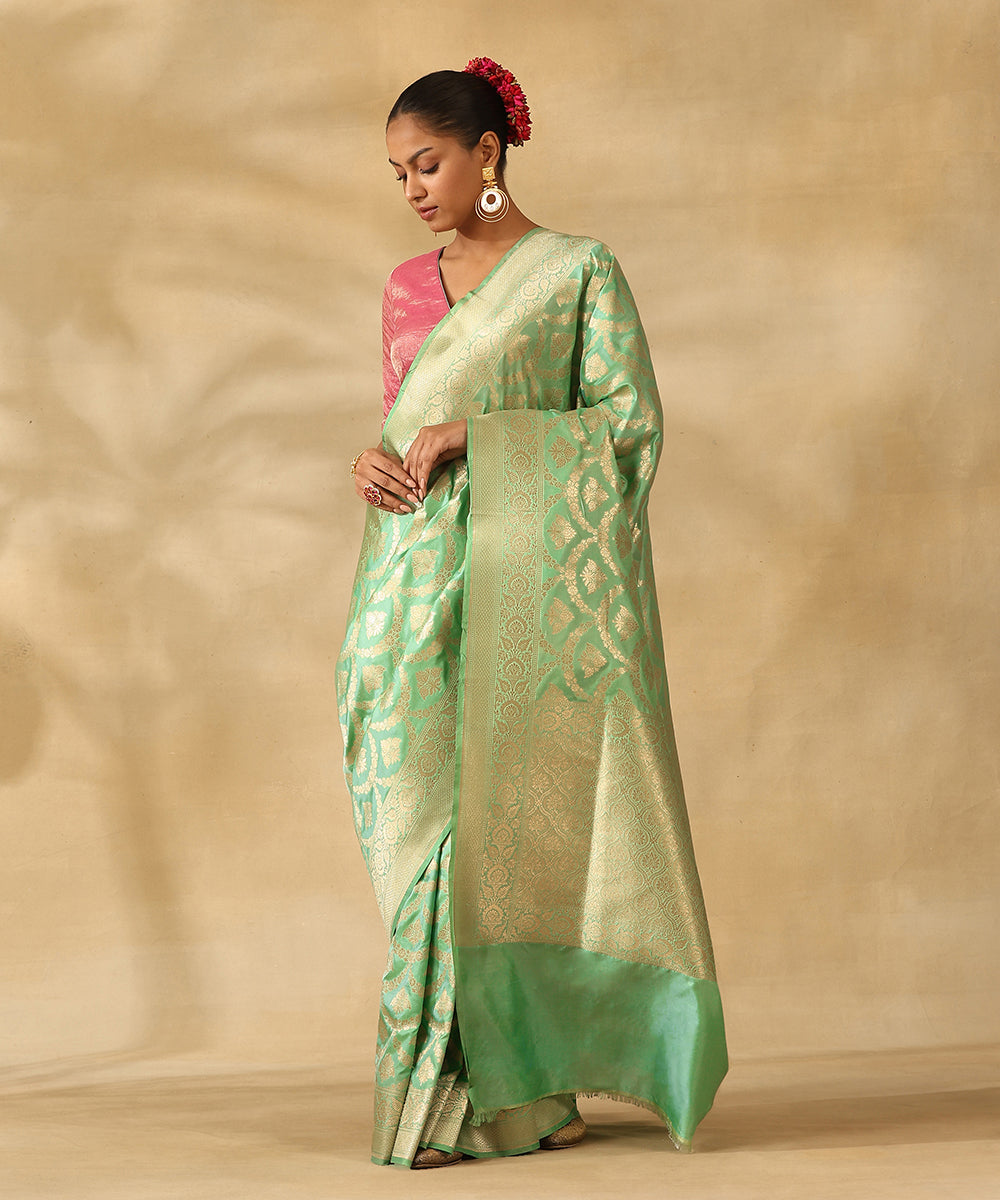 Sea_Green_Handloom_Pure_Katan_Silk_Banarasi_Saree_With_All_Over_Zari_Jaal_In_Cutwork_Weave_WeaverStory_01