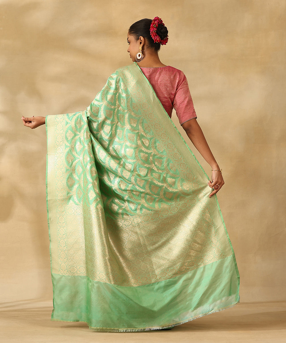 Sea_Green_Handloom_Pure_Katan_Silk_Banarasi_Saree_With_All_Over_Zari_Jaal_In_Cutwork_Weave_WeaverStory_03