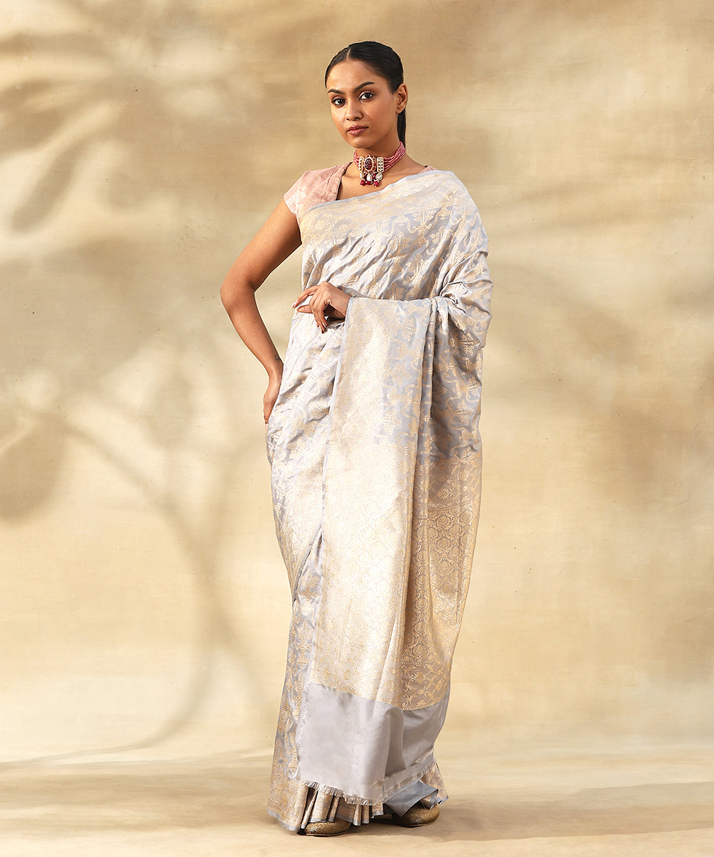 Handloom_Grey_Pure_Katan_Silk_Banarasi_Saree_With_Zari_Jaal_And_Imperial_Motifs_WeaverStory_02