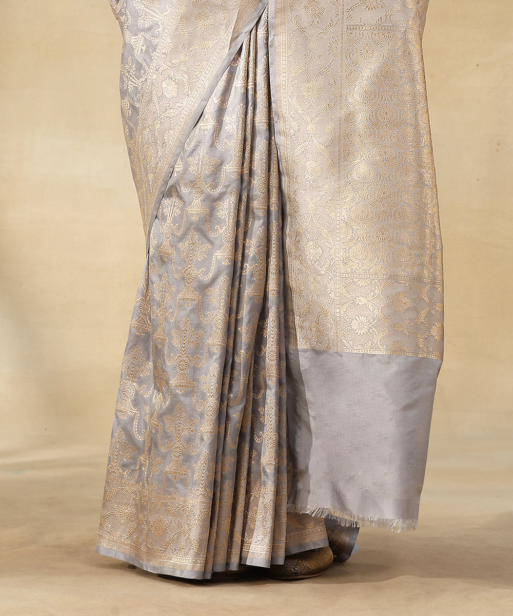 Handloom_Grey_Pure_Katan_Silk_Banarasi_Saree_With_Zari_Jaal_And_Imperial_Motifs_WeaverStory_04