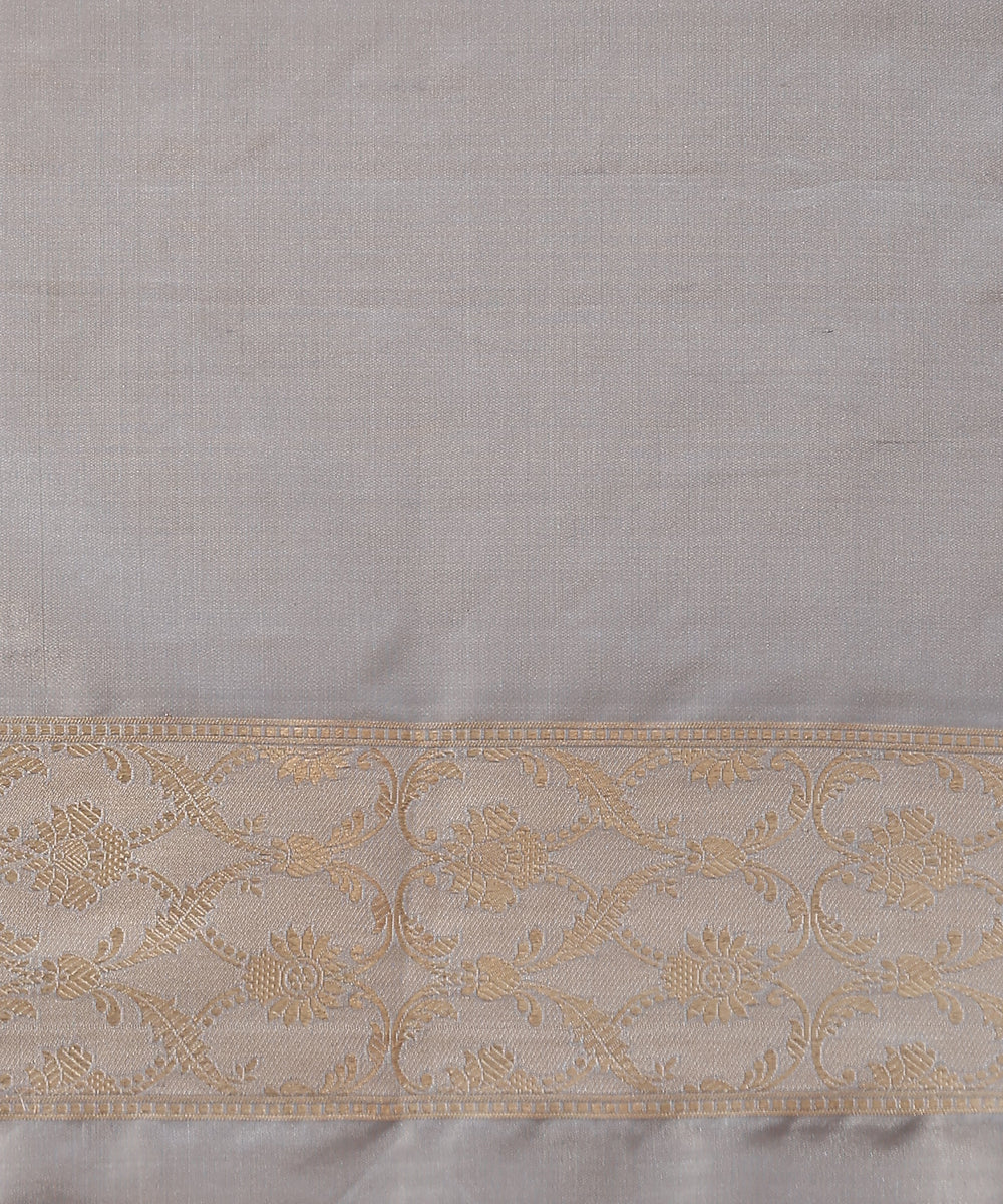 Handloom_Grey_Pure_Katan_Silk_Banarasi_Saree_With_Zari_Jaal_And_Imperial_Motifs_WeaverStory_05