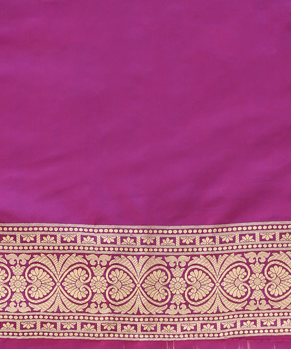 Handloom_Purple_Pure_Katan_Silk_Banarasi_Saree_With_Zari_Jaal_And_Flowers_WeaverStory_05