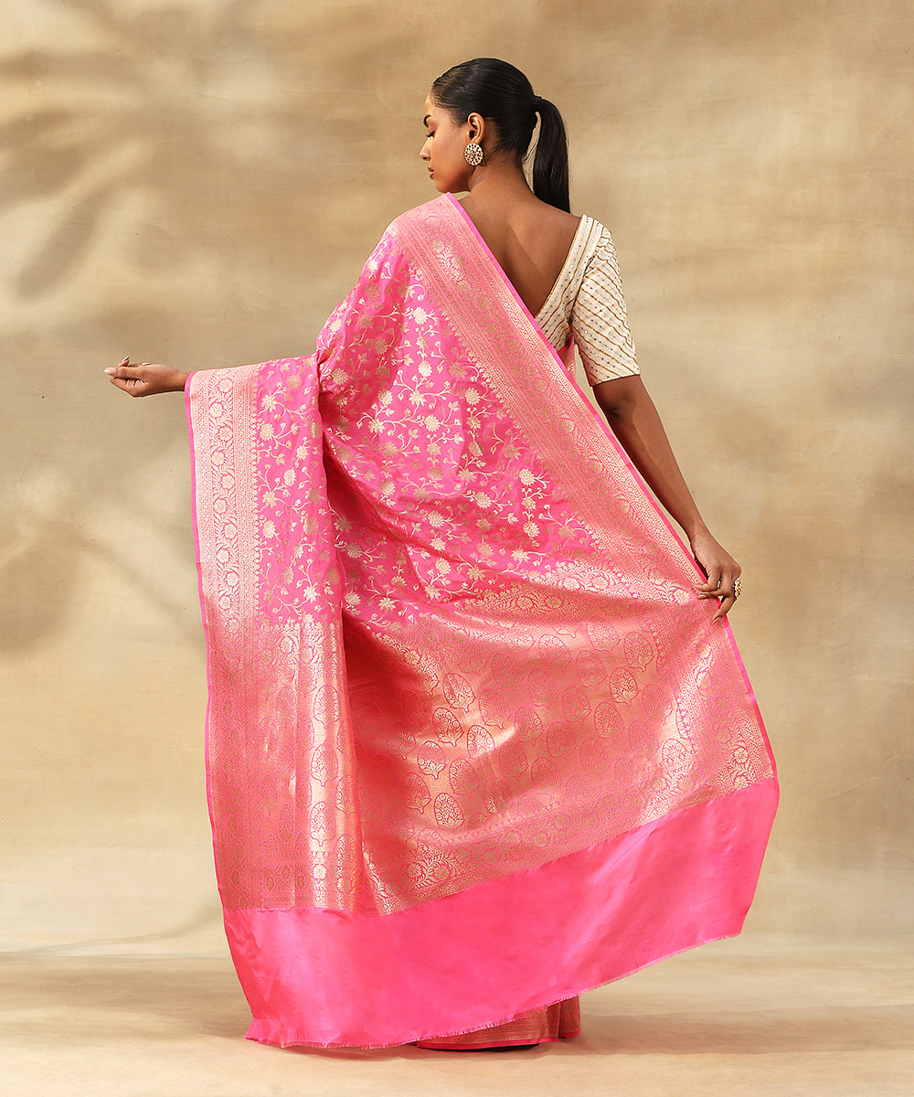 Handloom_Candy_Pink_Pure_Katan_Silk_Banarasi_Saree_With_Zari_Jaal_And_Flowers_WeaverStory_03