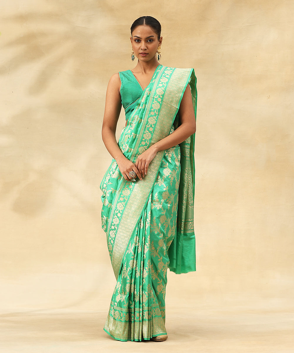 Sea_Green_Pure_Katan_Silk_Handloom_Banarasi_Saree_With_Zari_Jaal_With_Flowers_WeaverStory_02