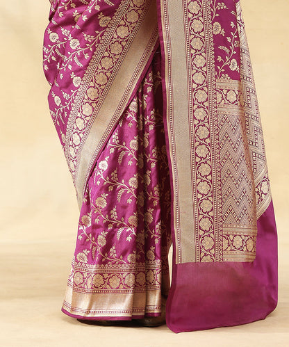 Purple_Handloom_Pure_Katan_Silk_Banarasi_Saree_With_Zari_Jaal_And_Flowers_WeaverStory_04