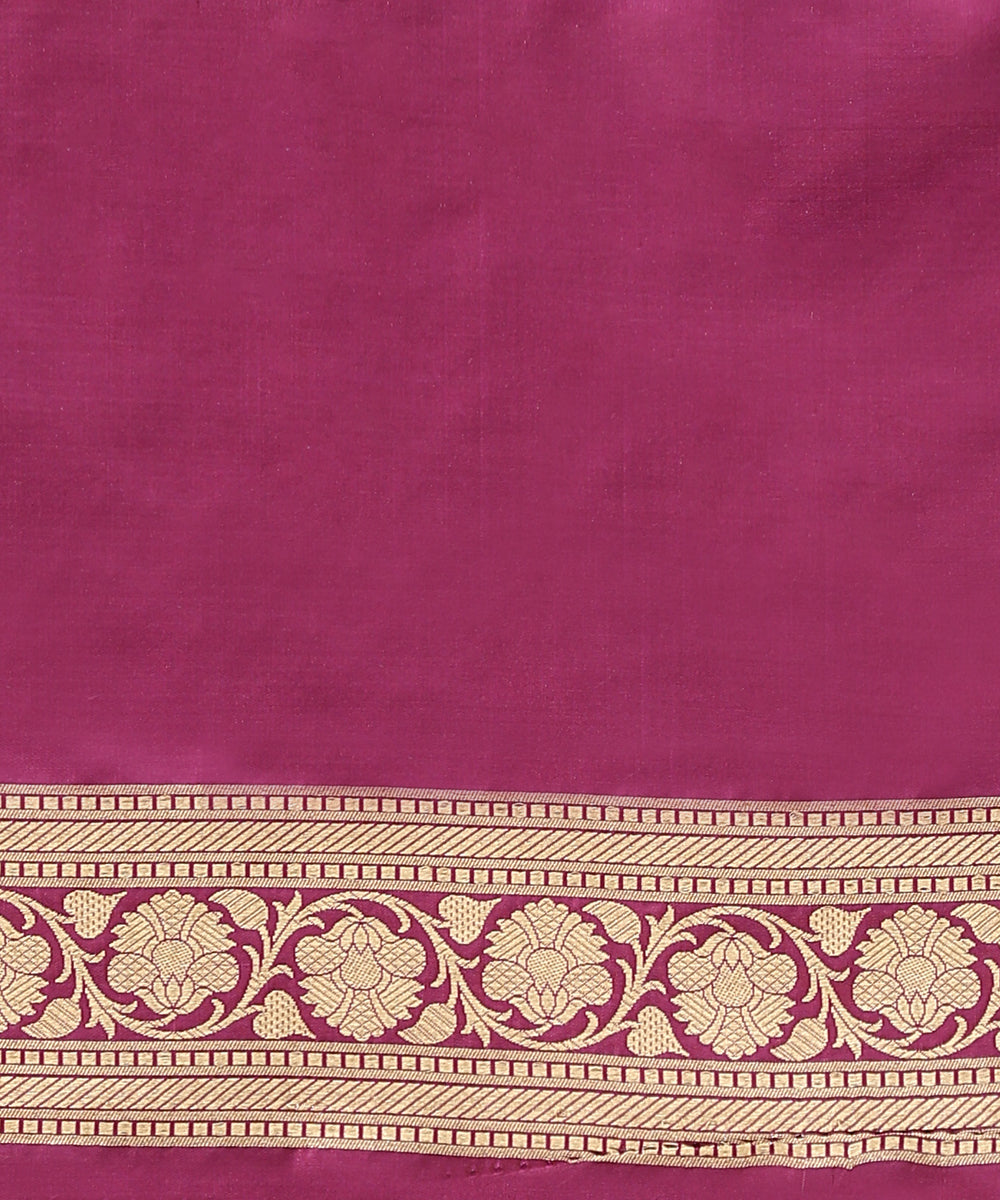 Purple_Handloom_Pure_Katan_Silk_Banarasi_Saree_With_Zari_Jaal_And_Flowers_WeaverStory_05