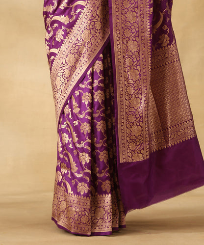 Purple_Handloom_Pure_Katan_Silk_Banarasi_Saree_With_Zari_Jaal_And_Flowers_WeaverStory_04