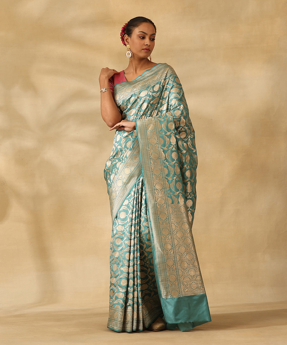 Handloom_Ocean_Blue_Pure_Katan_Silk_Banarasi_Saree_With_Zari_Jaal_And_Flowers_WeaverStory_02