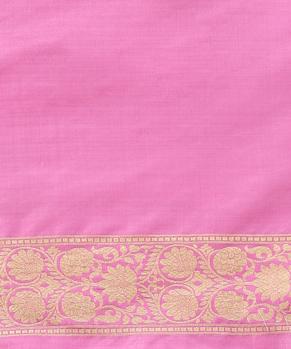 Pink_Handloom_Pure_Katan_Silk_Handloom_Banarasi_Saree_With_Zari_Jaal_And_Flowers_WeaverStory_05