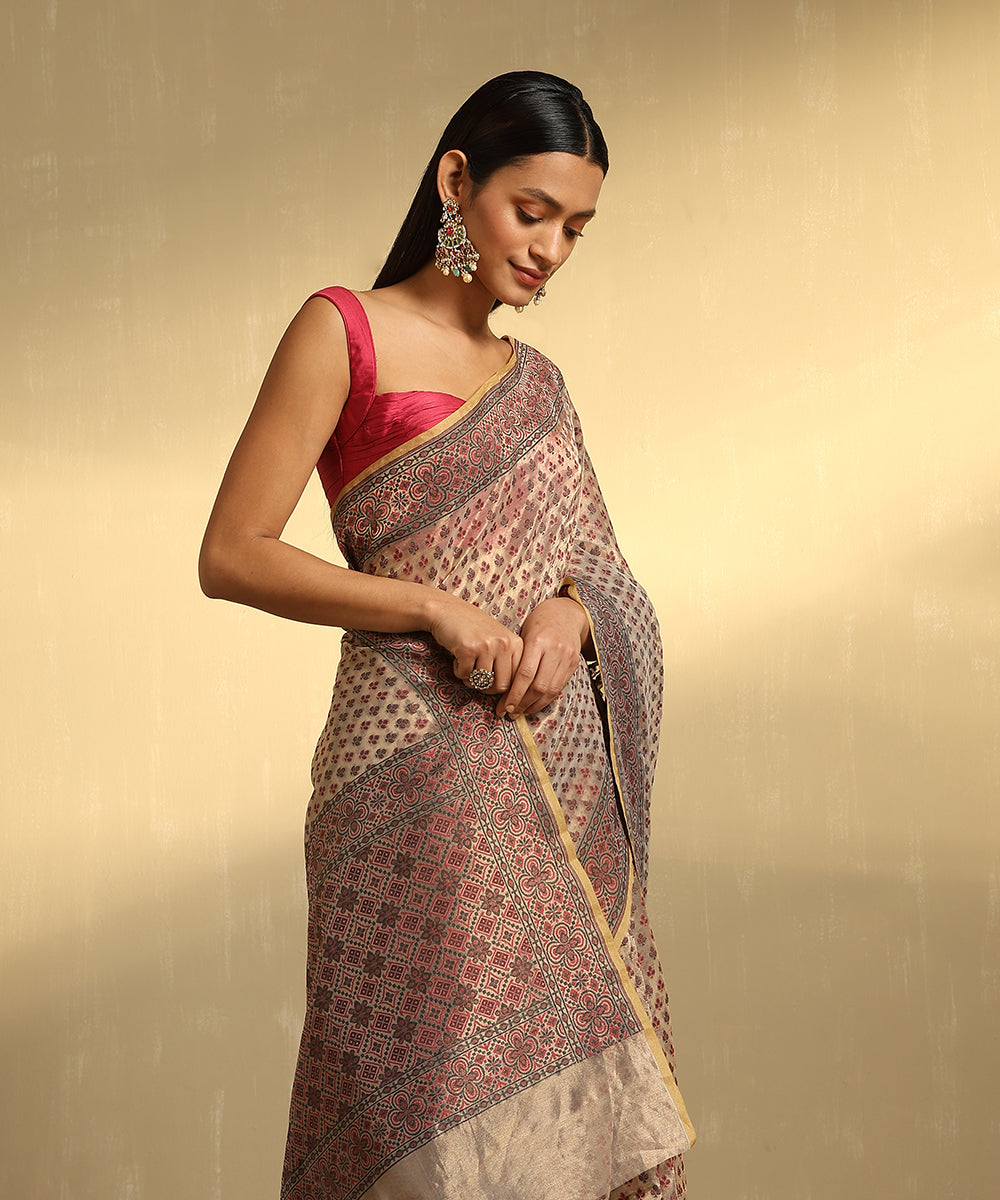 Handloom_Beige_Pure_Tissue_Kora_Banarasi_Saree_With_Red_And_Black_Motifs_WeaverStory_02