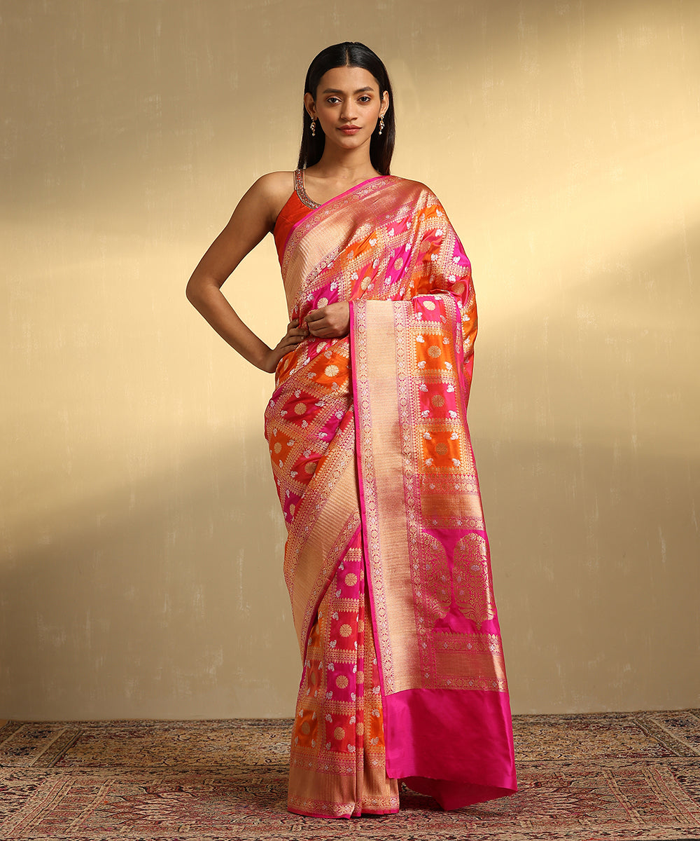 Orange_And_Pink_Handloom_Pure_Katan_Silk_Rangkaat_Banarasi_Saree_WeaverStory_01