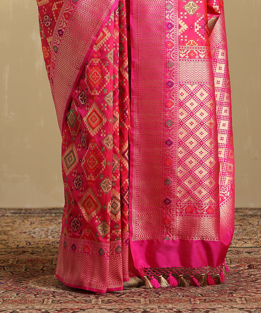 Handloom_Pink_Pure_Katan_Silk_Banarasi_Saree_Patola_Saree_With_Meenakari_WeaverStory_04