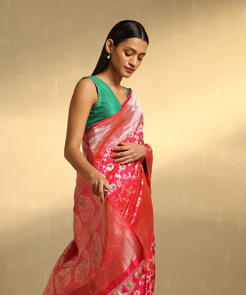 Handloom_Hot_Pink_Pure_Katan_Silk_Jangla_Banarasi_Saree_With_Floral_Meenakari_WeaverStory_02