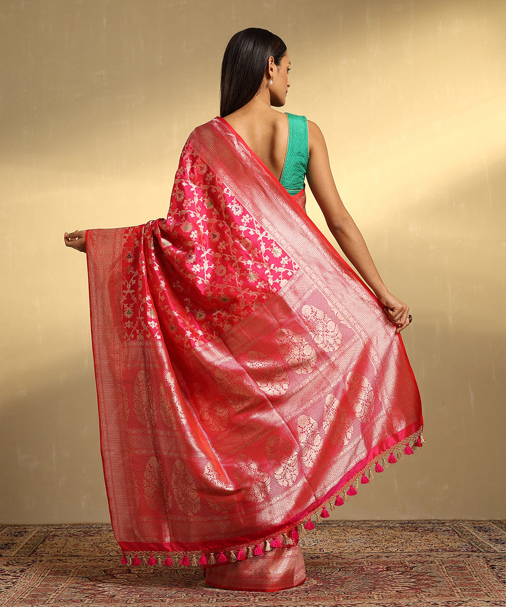 Handloom_Hot_Pink_Pure_Katan_Silk_Jangla_Banarasi_Saree_With_Floral_Meenakari_WeaverStory_03